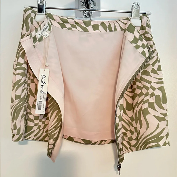 NWT For Love & Lemons Aiko Mini Skirt Green Size Small - Picture 5 of 10
